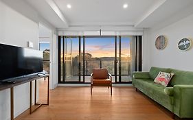 The Sullivan Cozy 2B Apt At Lyhnam